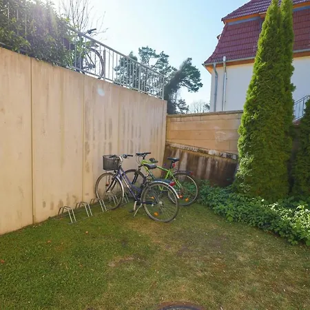 Apartment Bryza Homes - Jägersberg - Parkplatz - Ahlbeck Ostseebad Heringsdorf