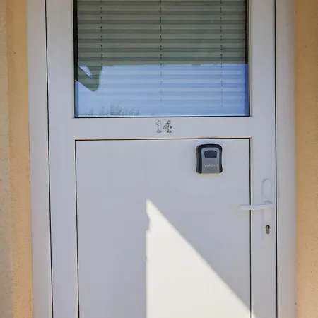 Bryza Homes - Jaegersberg - Parkplatz - Ahlbeck *