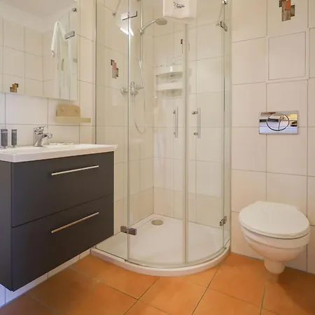 Bryza Homes - Jaegersberg - Parkplatz - Ahlbeck Heringsdorf (Usedom)
