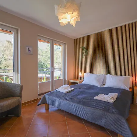 Bryza Homes - Jaegersberg - Parkplatz - Ahlbeck * Heringsdorf (Usedom)