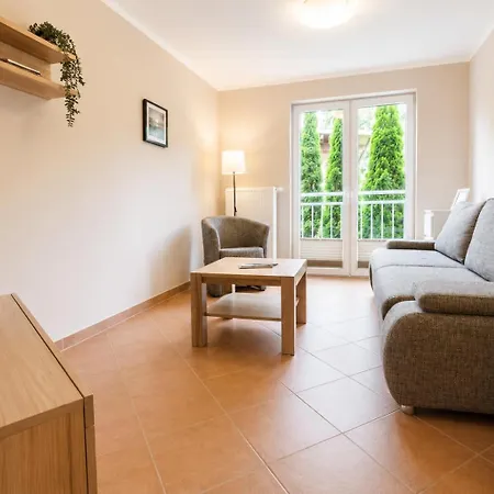 Bryza Homes - Jaegersberg - Parkplatz - Ahlbeck Heringsdorf (Usedom)